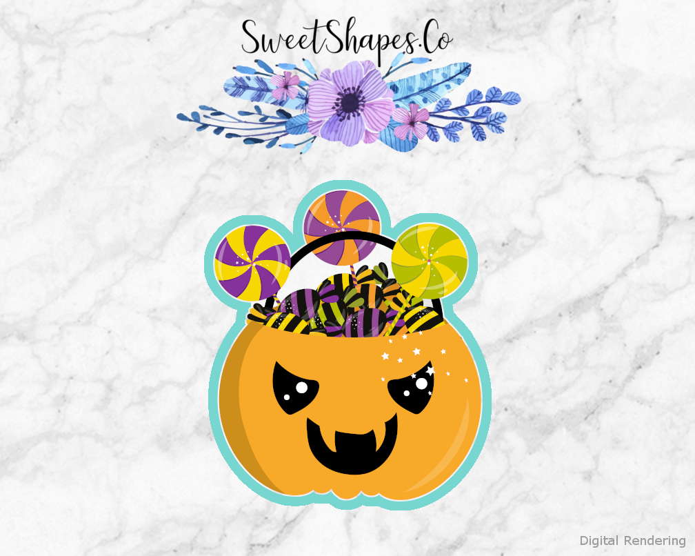 Pumpkin With Candy Cookie Cutter